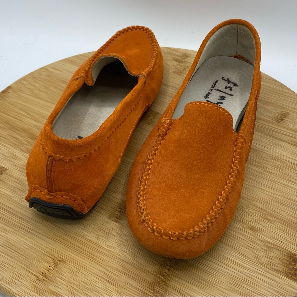 French Sole FS/NY || Carrot Moccasins; Size 5 1/2 - Picture 4 of 17